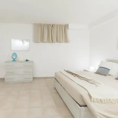 Vesta - Rurale Con Piscina, Giardino E Vista Mare Castiadas